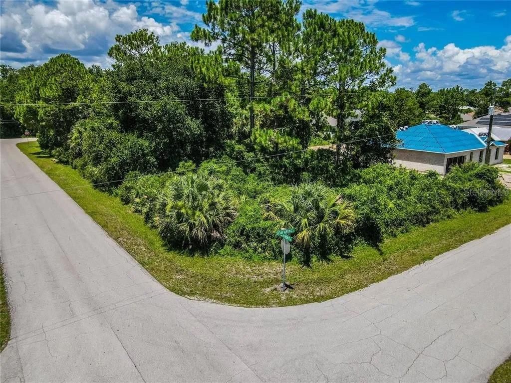 Photo of 1 Seafaring Path, Palm Coast, FL 32164 (MLS # FC317131)