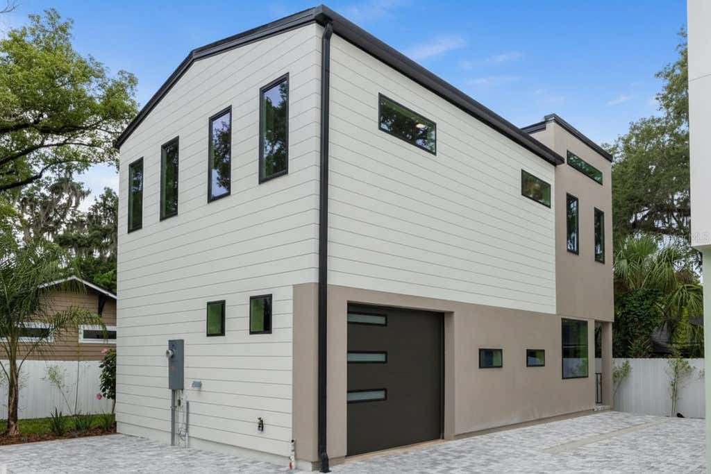 Photo of 102 W Princeton Street, Orlando, FL 32804 (MLS # V4949034)