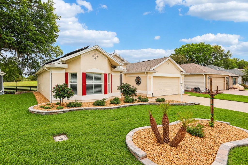 Photo of 8146 SE 177th Winterthur Loop, The Villages, FL 32162 (MLS # G5119509)