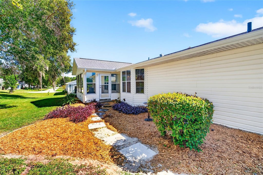 Photo of 8170 SW 117th Loop, Ocala, FL 34481 (MLS # FC322222)