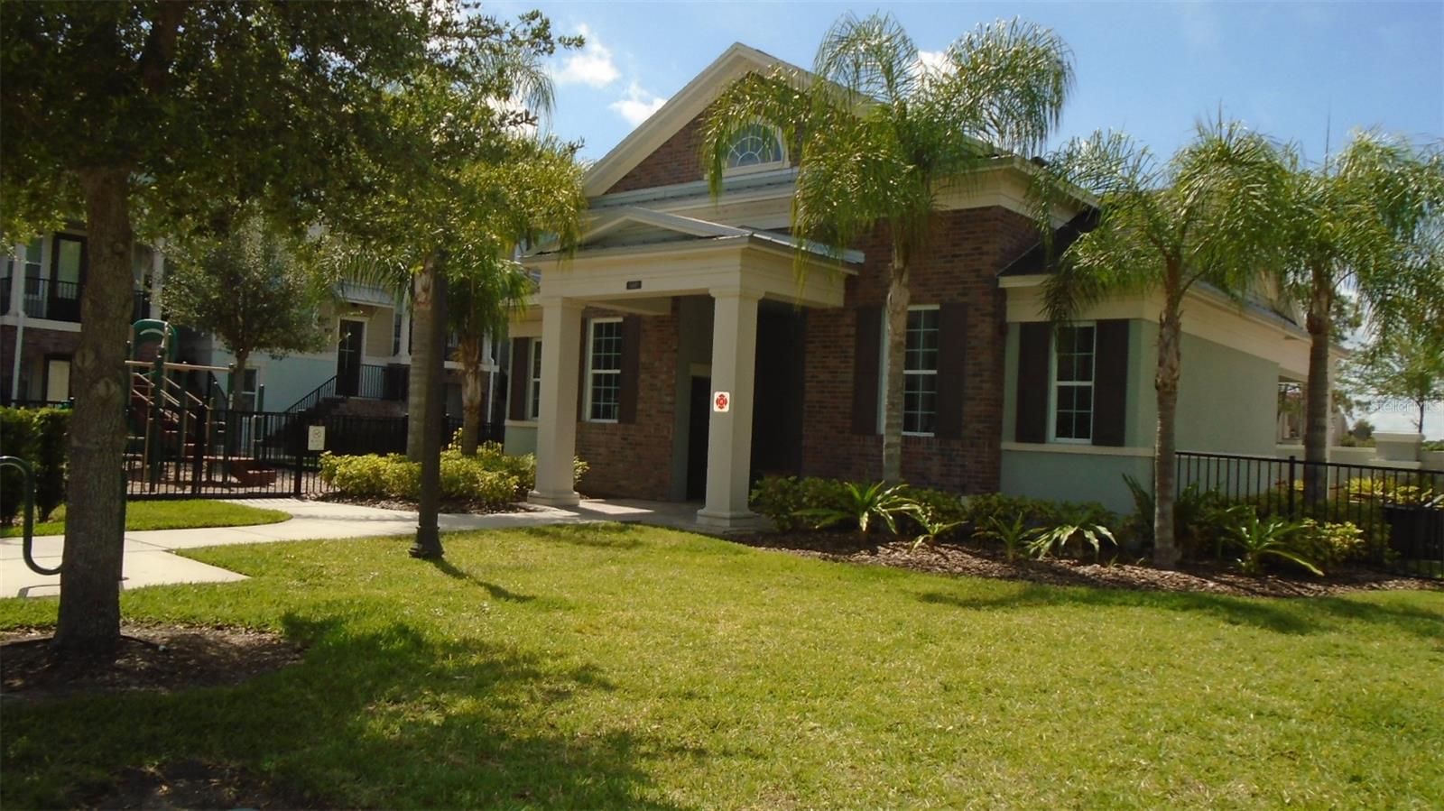 ENCLAVE AT ALTAMONTE - A REP - Residential Lease