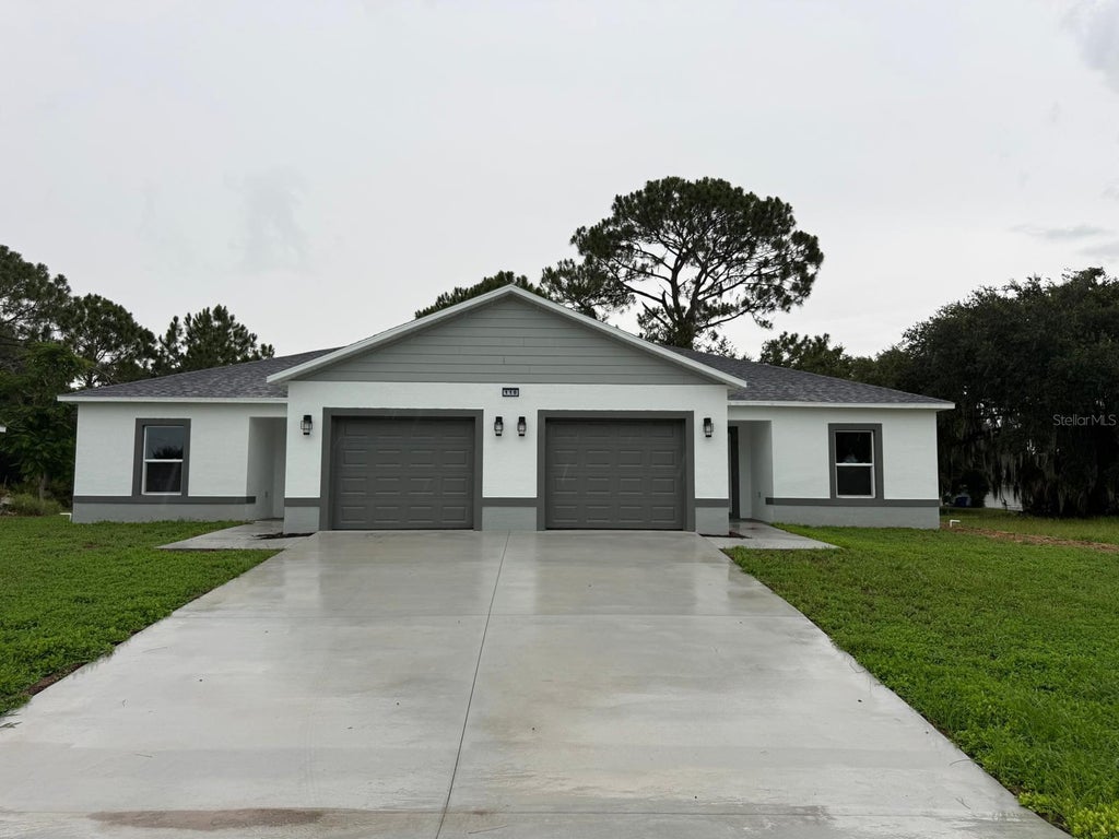 Photo of 110 Friendly Circle #1, Sebring, FL 33876 (MLS # S5154073)