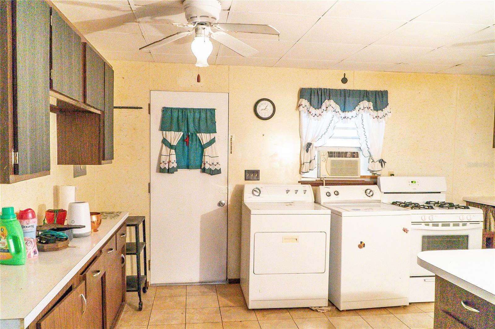 SOUTHWOOD SHORES - Residential