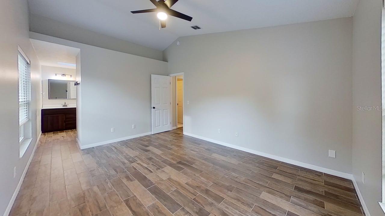 HANDSONHURST PARK - Residential