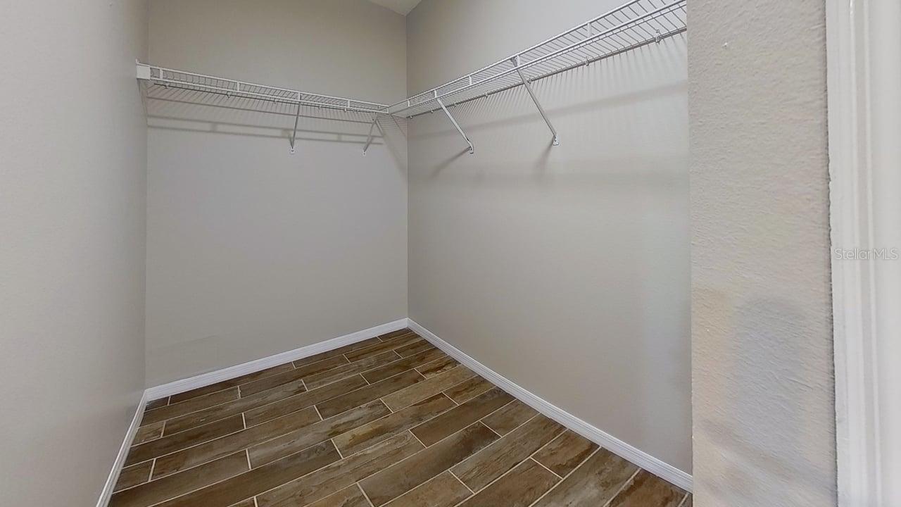 HANDSONHURST PARK - Residential