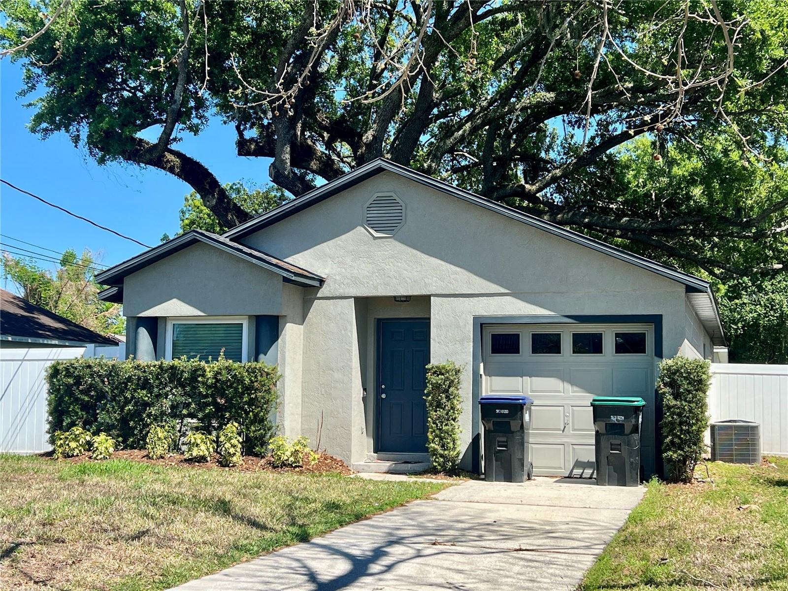 HANDSONHURST PARK - Residential