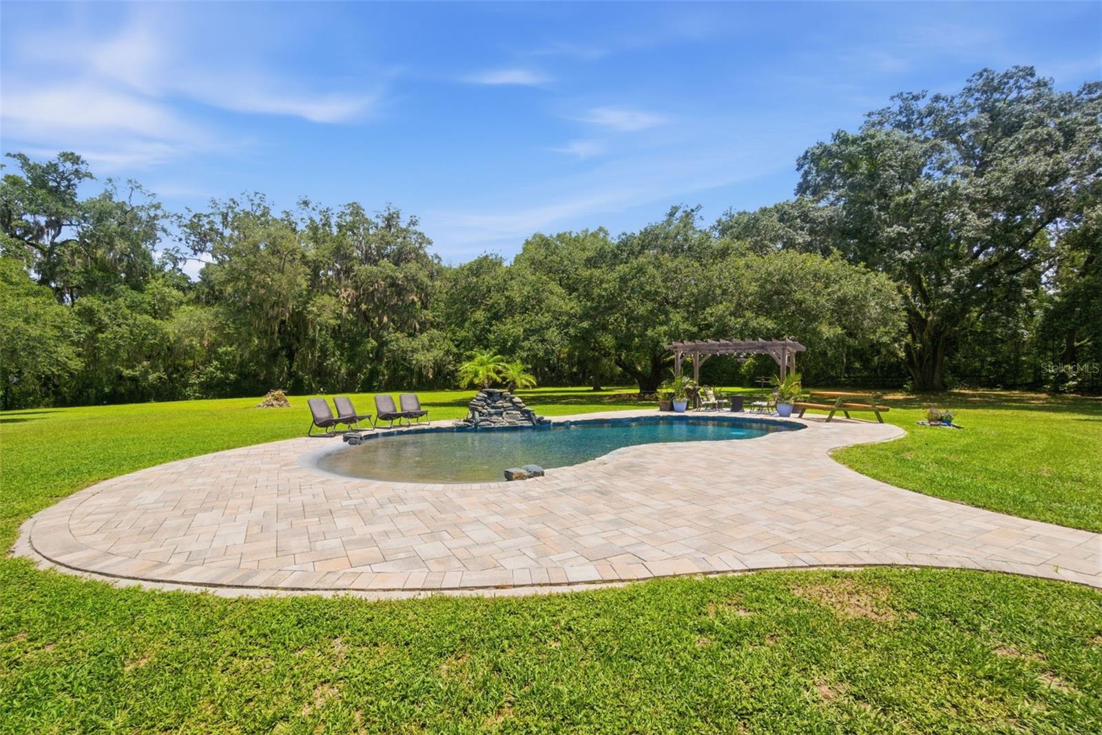 2145 SUN VALLEY LANE