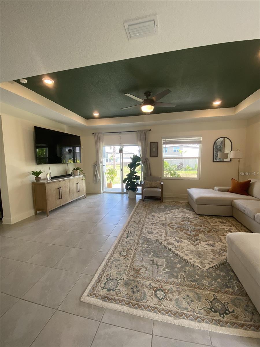 9950 LAST LIGHT GLEN