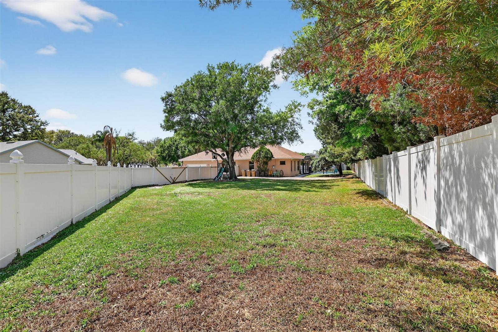 LAKE CRESCENT HILLS SUB - Residential