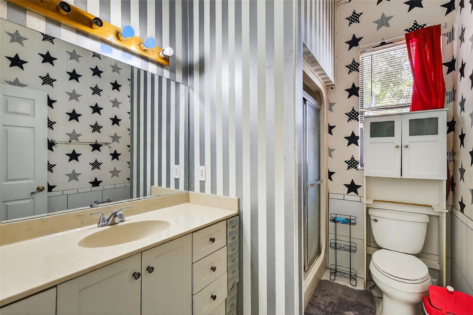 LAKE CRESCENT HILLS SUB - Residential