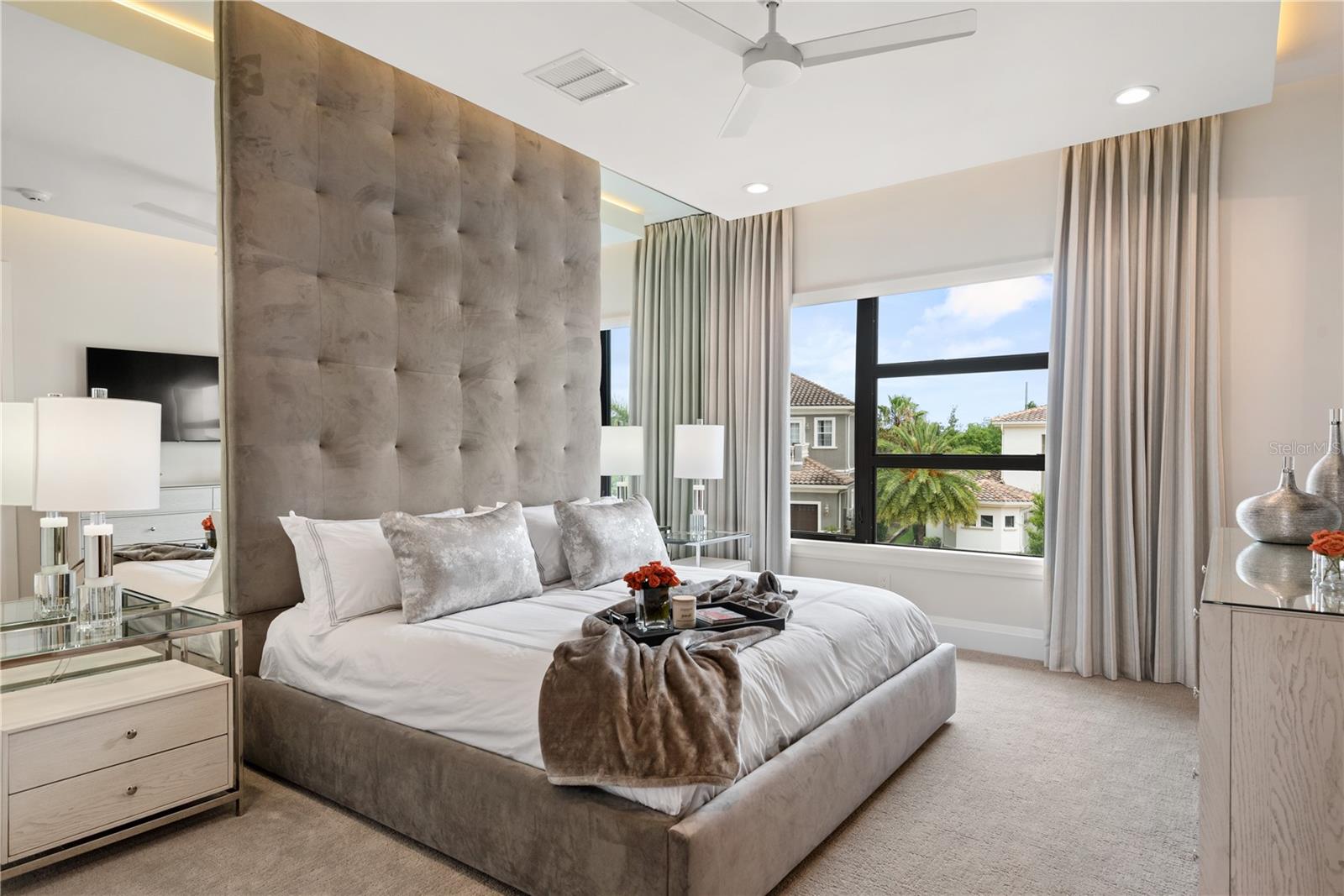 REUNION WEST VLGS NORTH - Residential