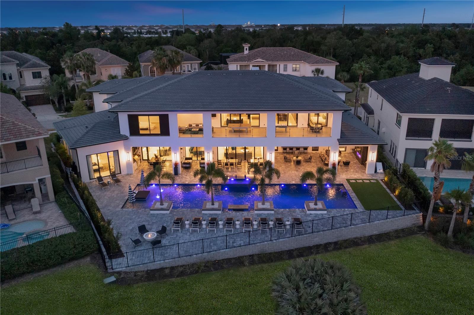 REUNION WEST VLGS NORTH - Residential