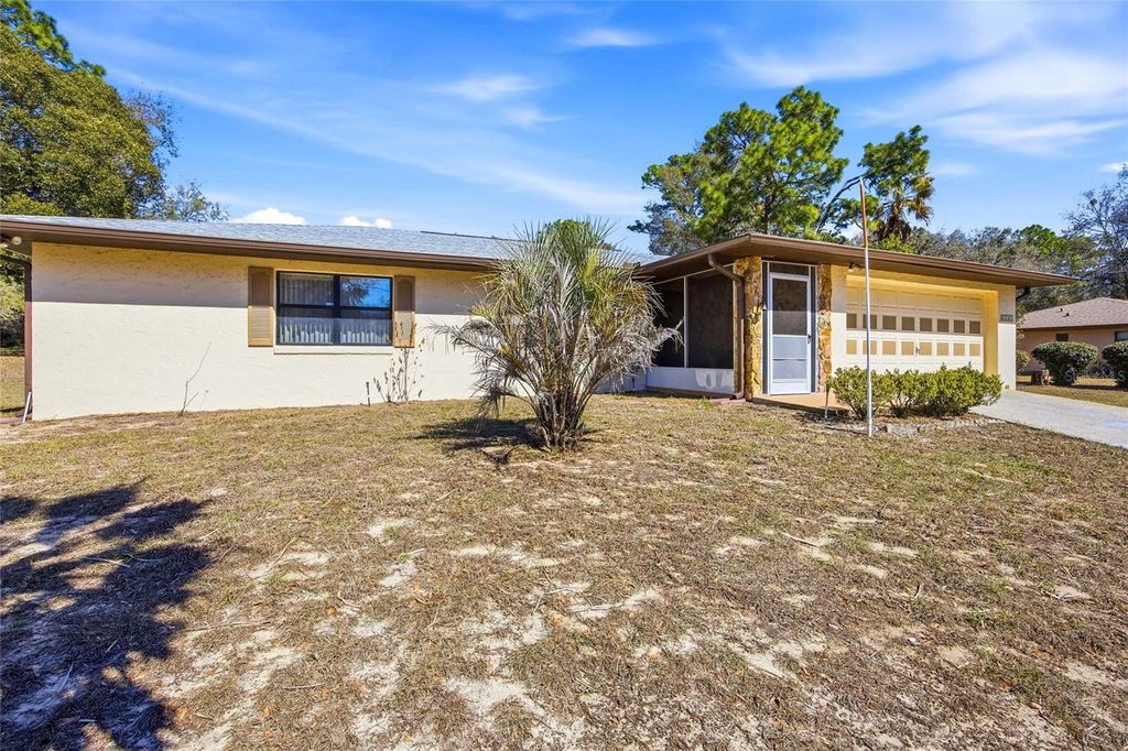 Photo of 5141 E Backner Lane, Inverness, FL 34452 (MLS # OM719409)