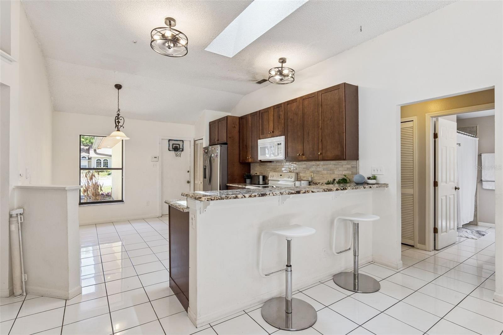 DEER LAKE RUN - Residential