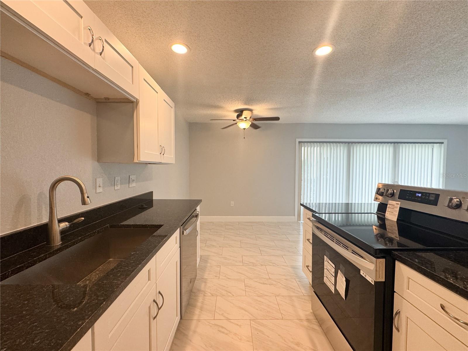 PEPPERTREE LAKE CONDO - Residential Lease