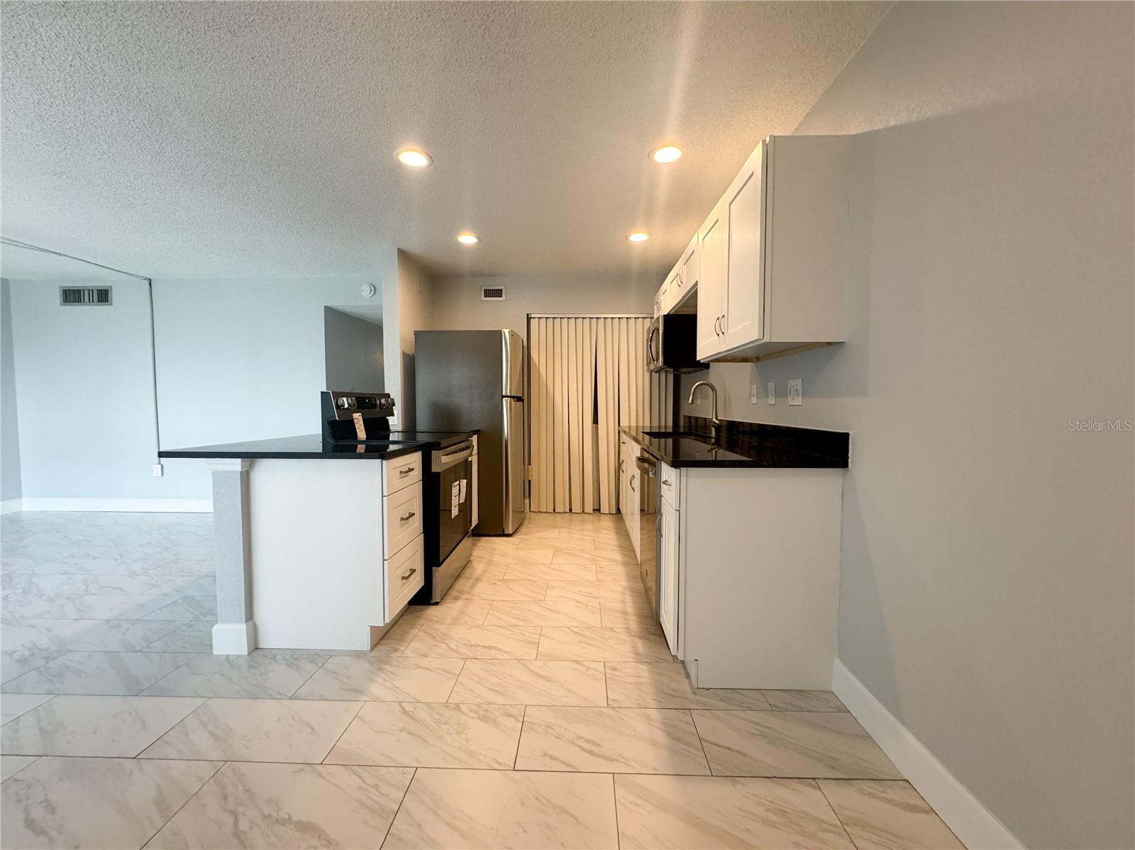 PEPPERTREE LAKE CONDO - Residential Lease