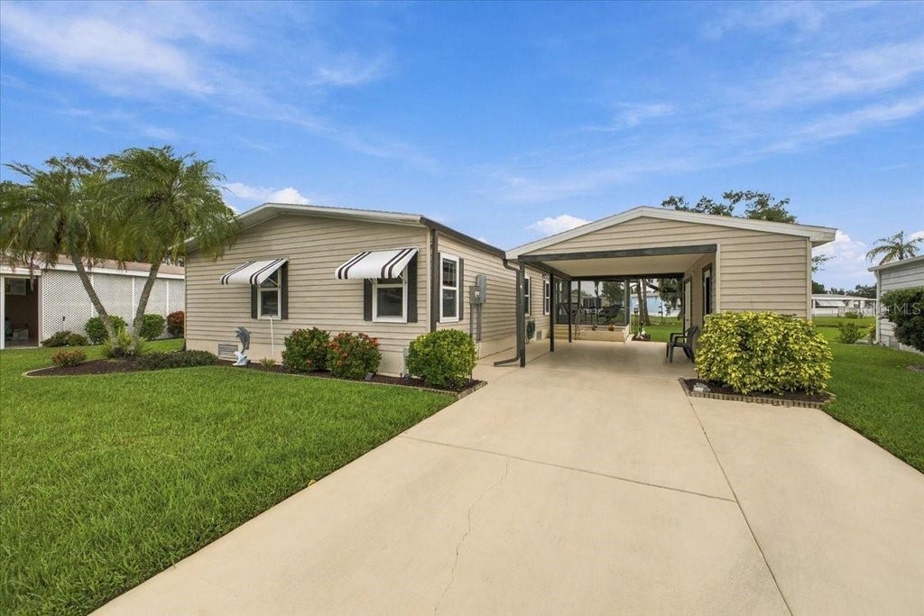 Photo of 4 Meadowlark Circle, Ellenton, FL 34222 (MLS # A4709200)