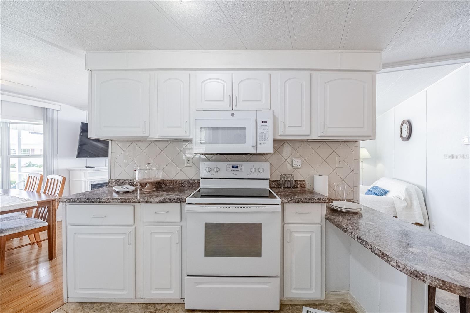 BETMAR ACRES - Residential