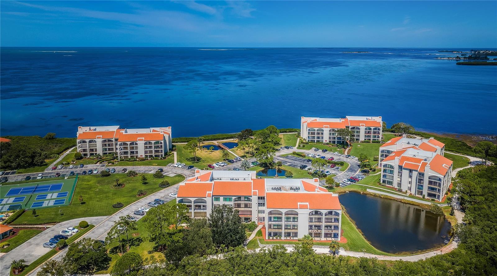 View TARPON SPRINGS, FL 34689 condo