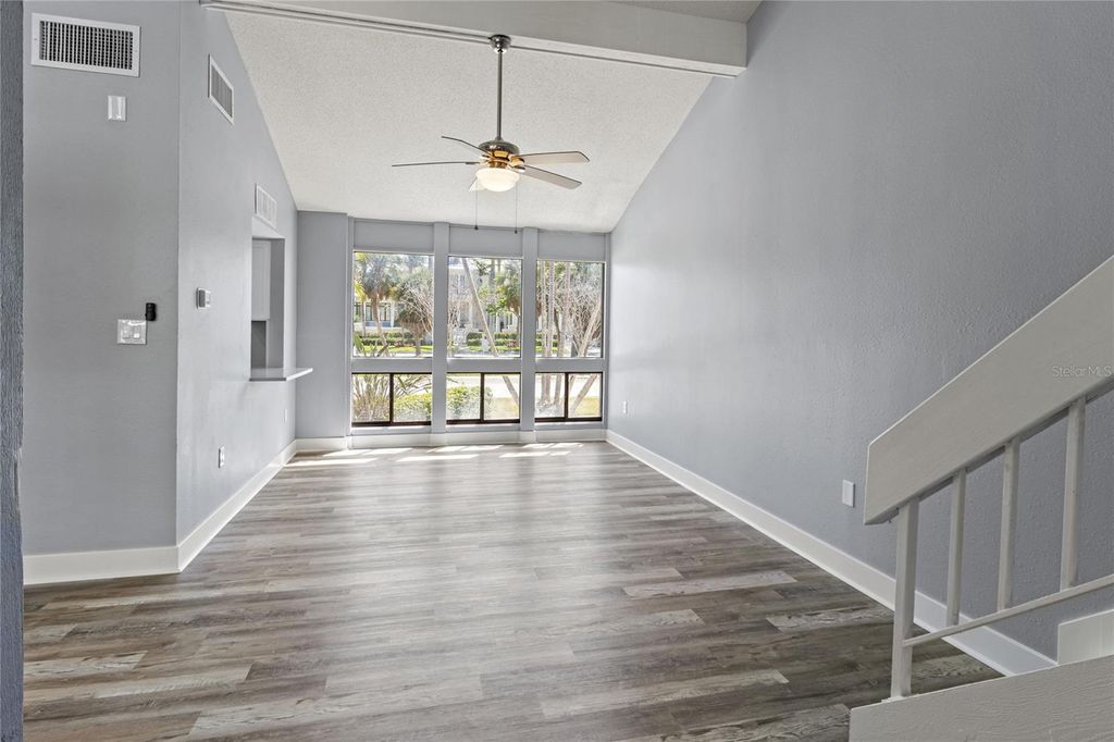 Photo of 800 S Blvd Of The Presidents #5, Sarasota, FL 34236 (MLS # A4653144)