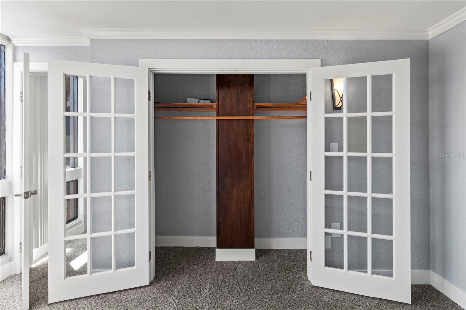 EMBASSY VILLAS - Residential