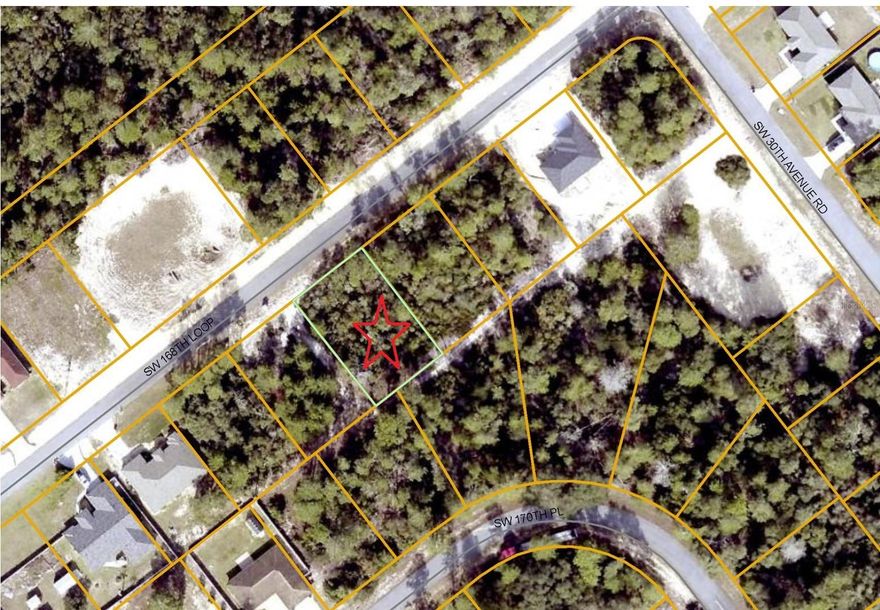 Single-Family Residential lot at Marion Oaks. Public water is available, and Flood Zone X. No wetland. The power is at the back of the site.