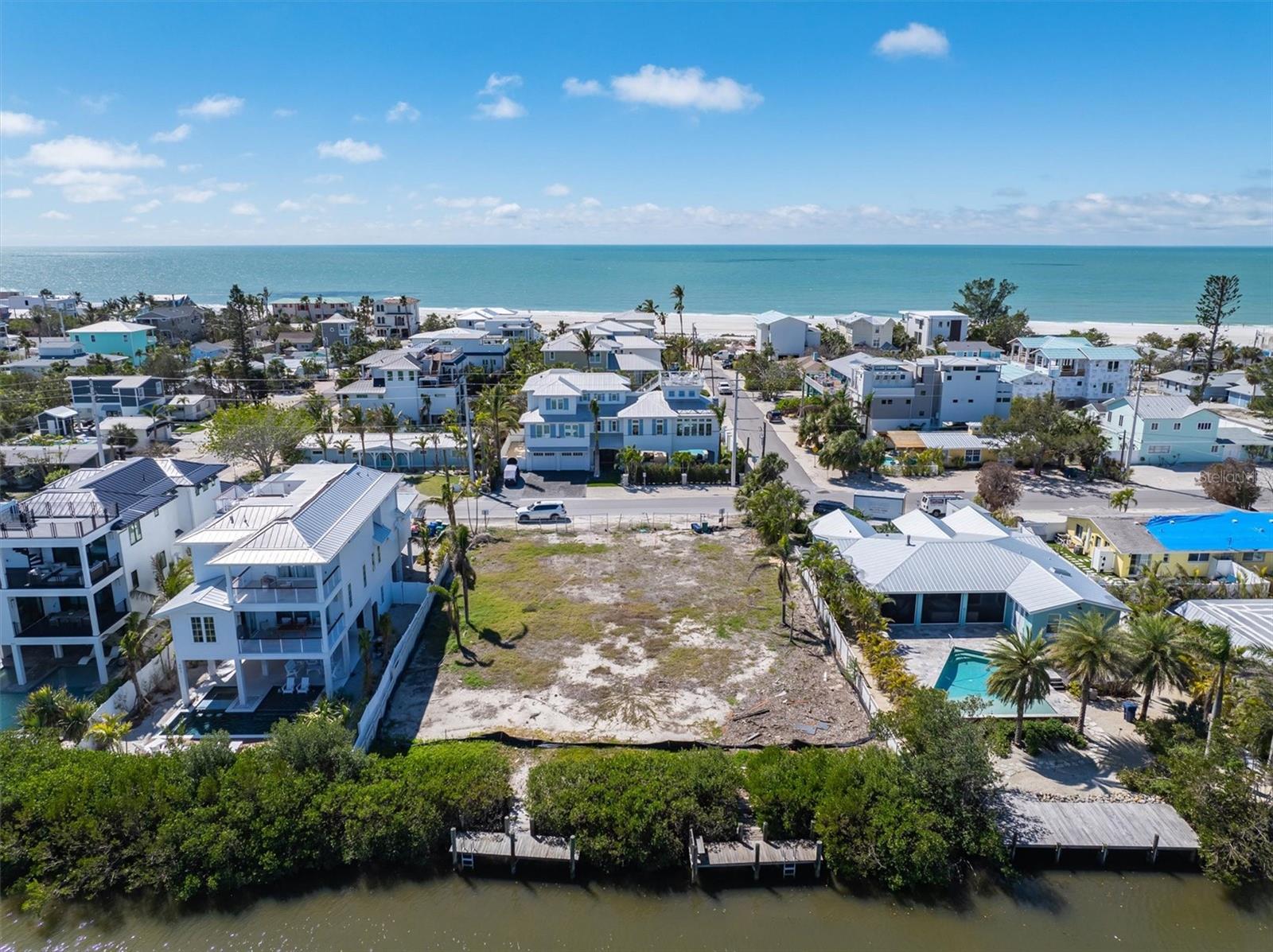 406 N SHORE DRIVE