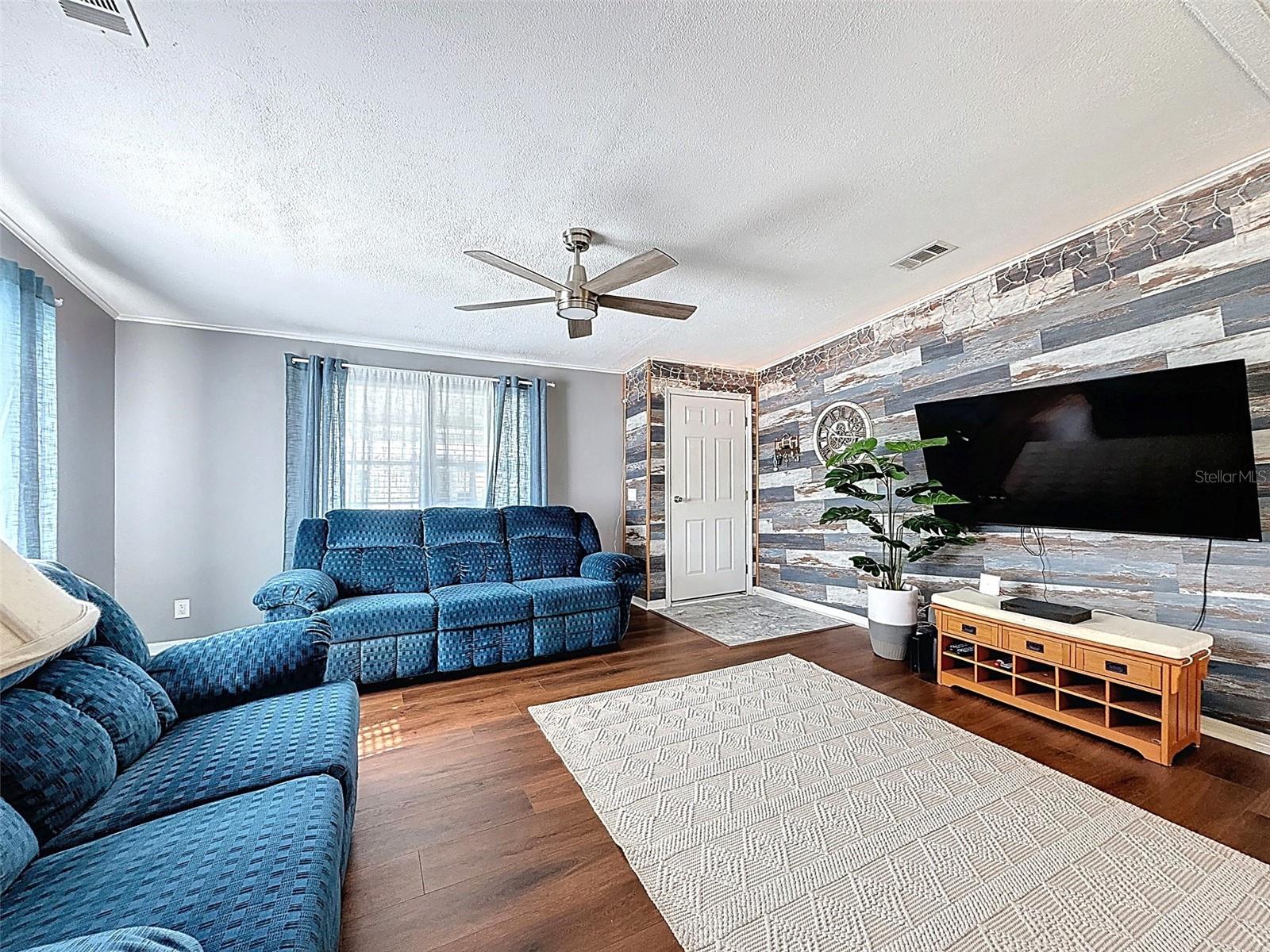 SWEETWATER GOLF & TENNIS CLUB - Residential