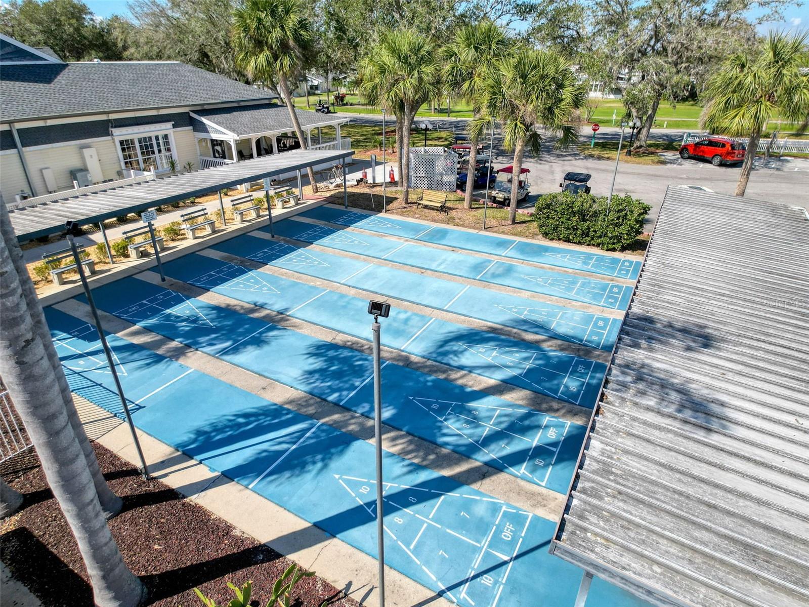 SWEETWATER GOLF & TENNIS CLUB - Residential