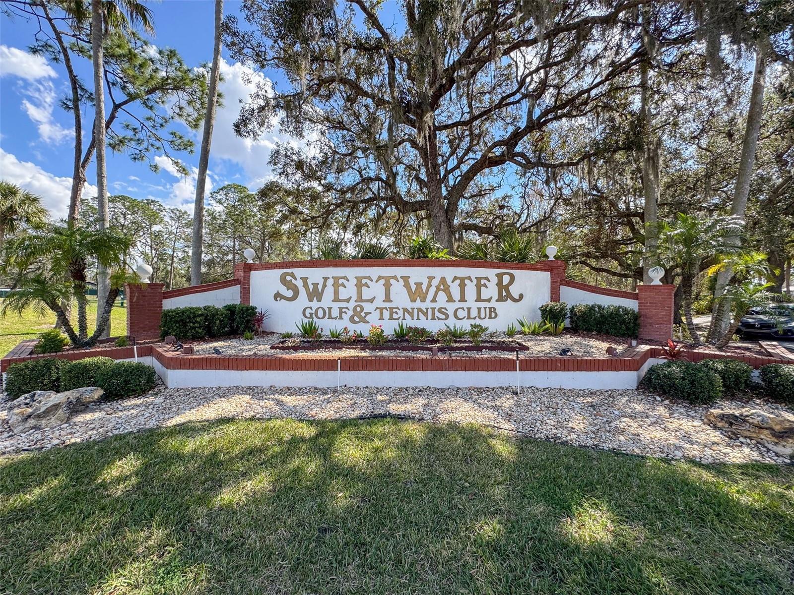 SWEETWATER GOLF & TENNIS CLUB - Residential