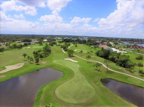 A home in PUNTA GORDA