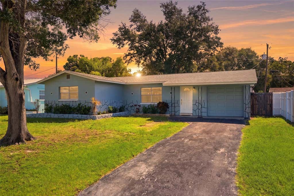 Photo of 8765 55th Way N, Pinellas Park, FL 33782 (MLS # TB8535011)