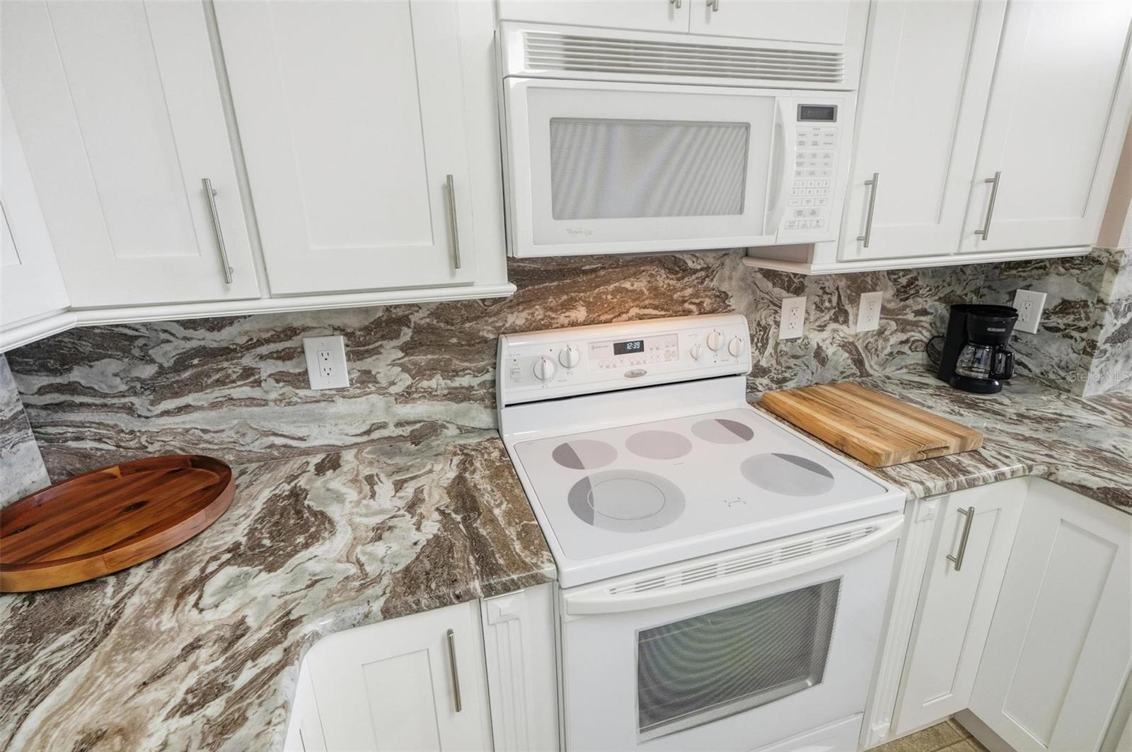 SURF CLUB 1 - Residential Lease