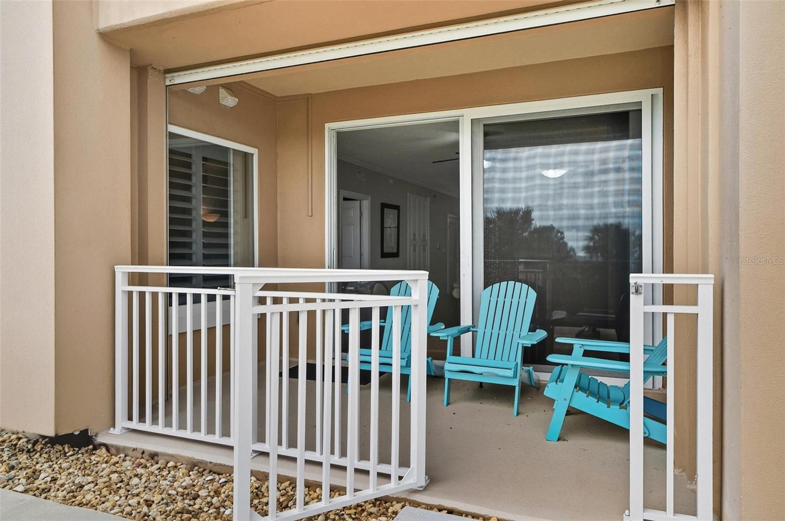 SURF CLUB 1 - Residential Lease