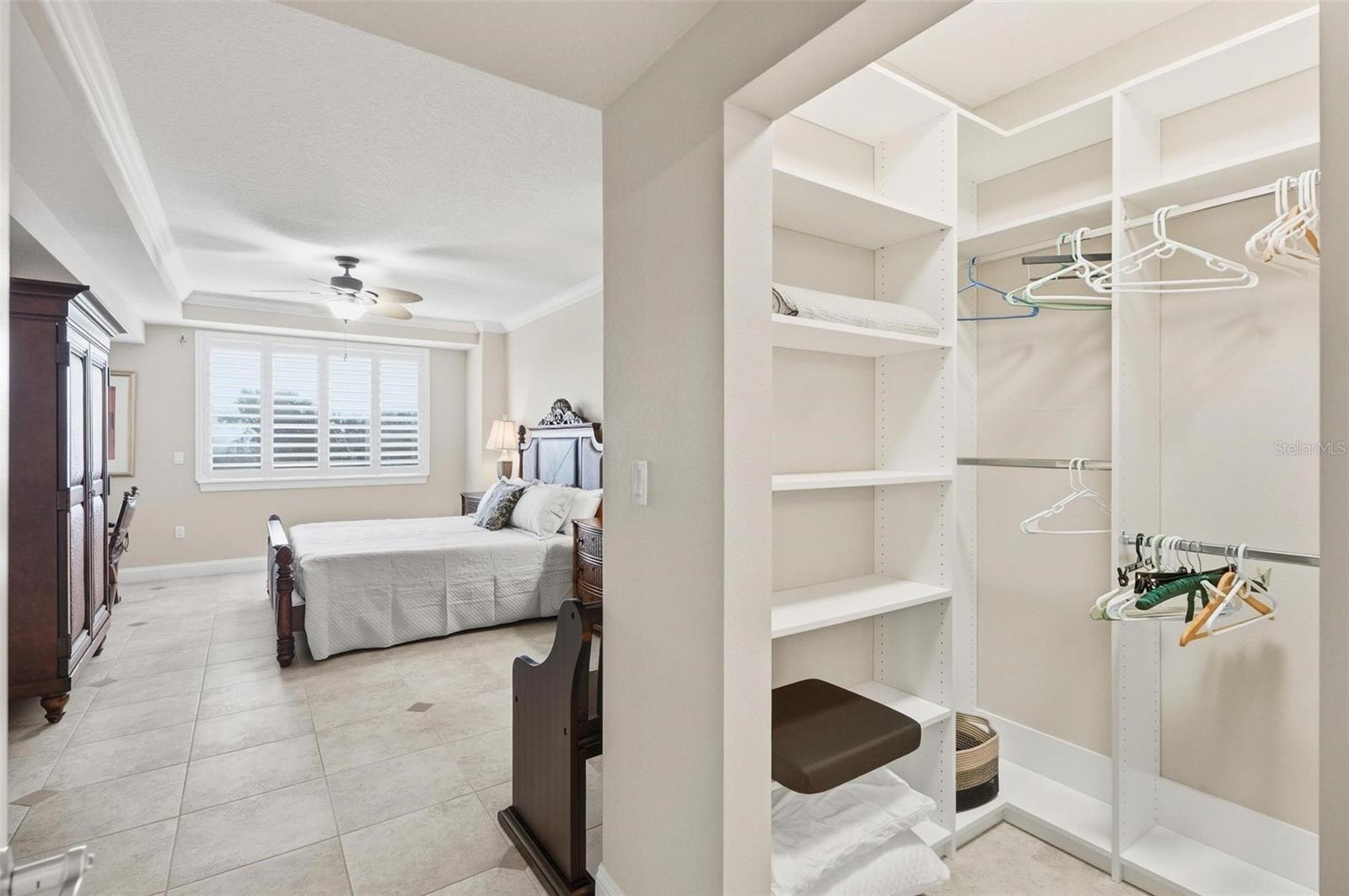 SURF CLUB 1 - Residential Lease