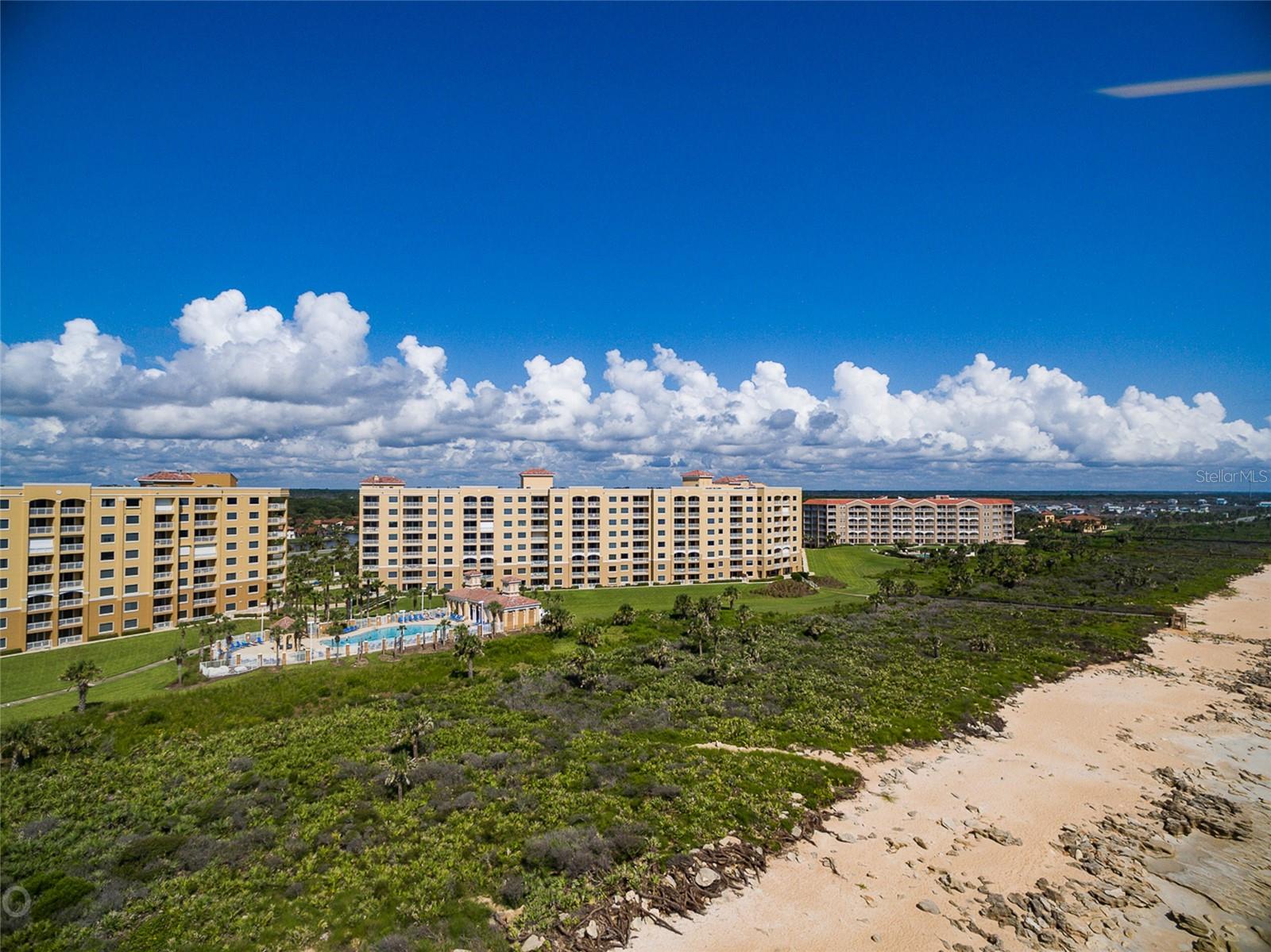 SURF CLUB 1 - Residential Lease