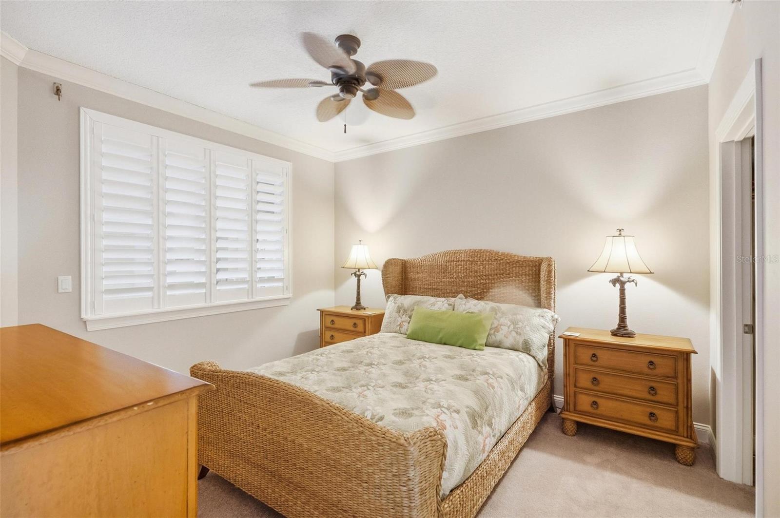 SURF CLUB 1 - Residential Lease