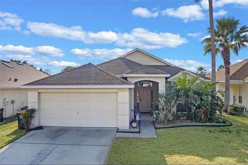 Photo of 151 Bloomingdale Drive, Davenport, FL 33897 (MLS # S5158874)