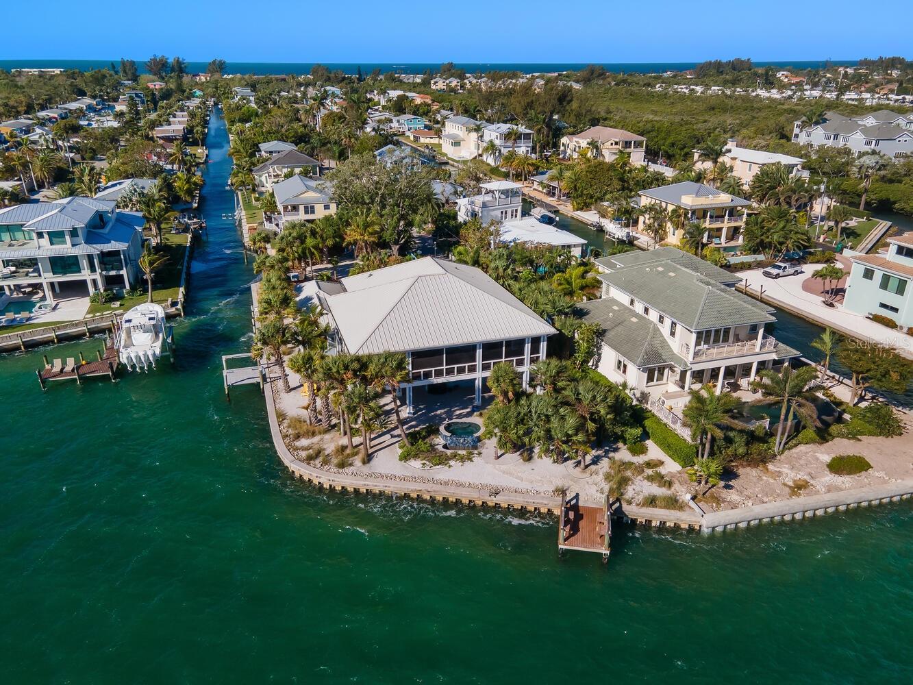 LONGBOAT KEY - Residential