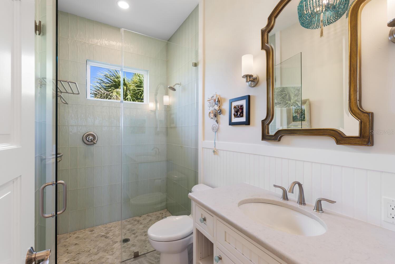 LONGBOAT KEY - Residential