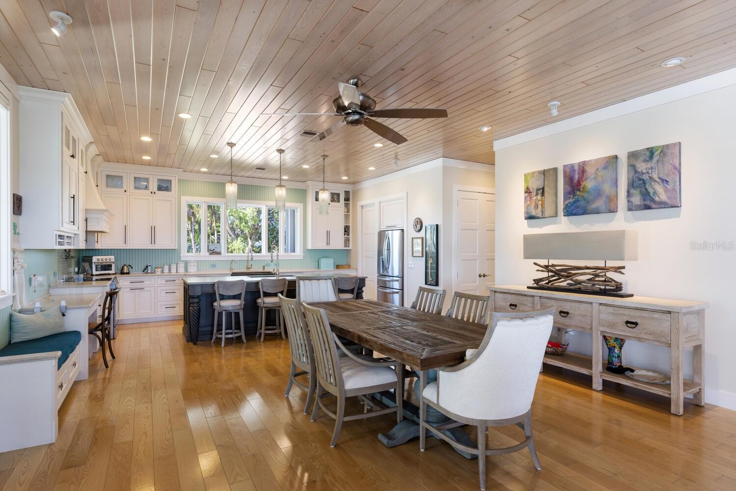 LONGBOAT KEY - Residential