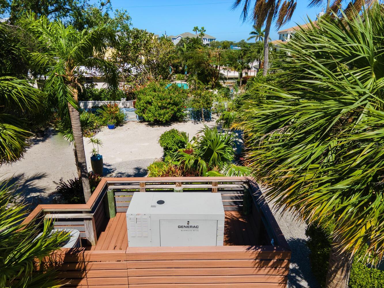 LONGBOAT KEY - Residential