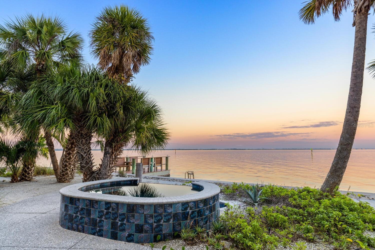 LONGBOAT KEY - Residential