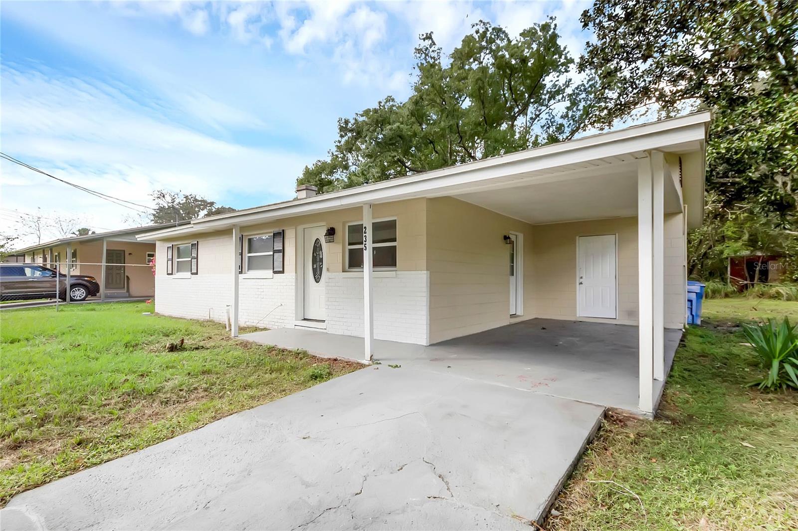 LEES 1ST ADD TO OVIEDO - Residential