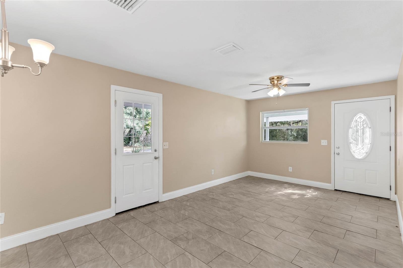 LEES 1ST ADD TO OVIEDO - Residential