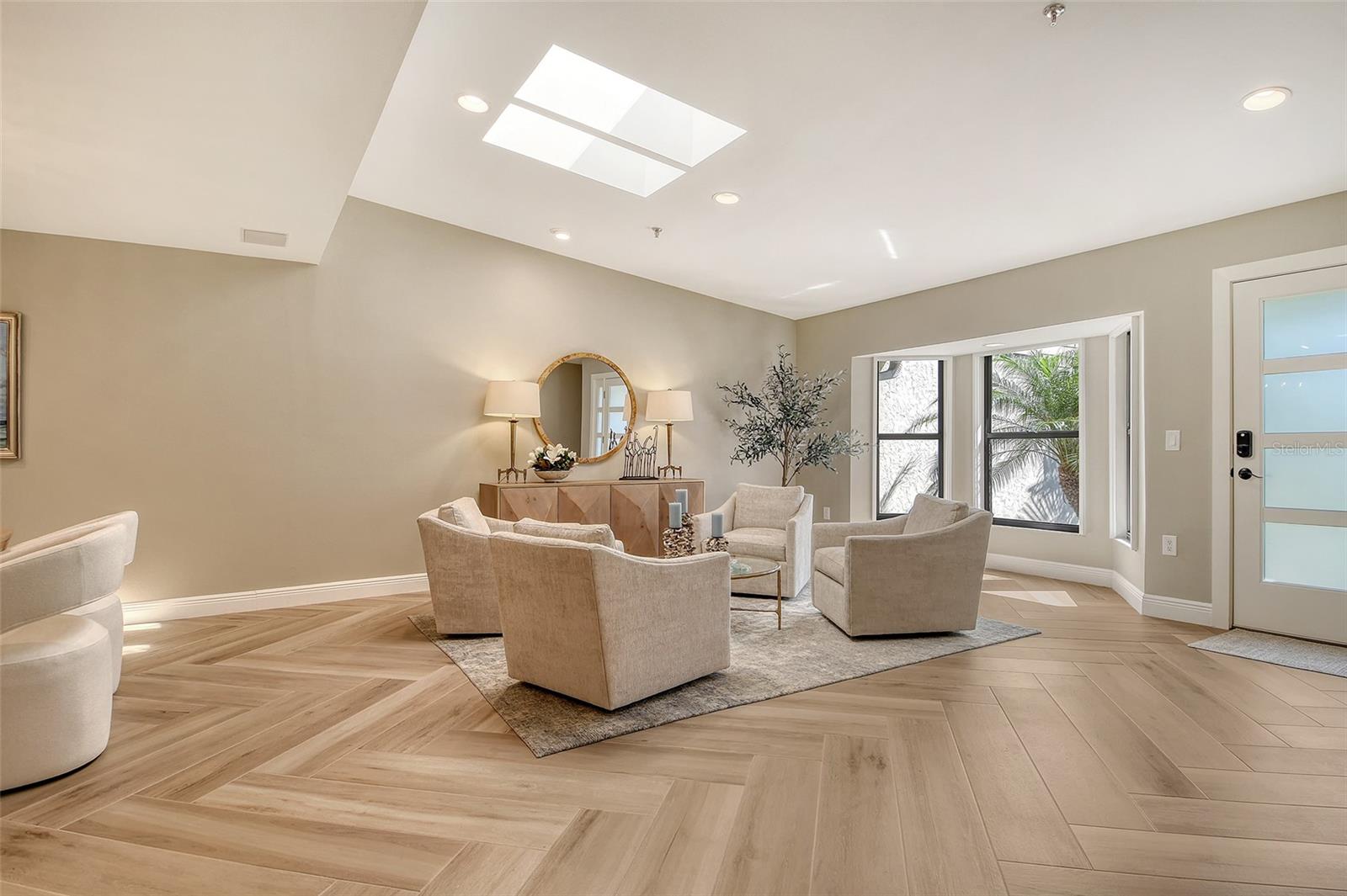 2103 HARBOURSIDE DRIVE 1102