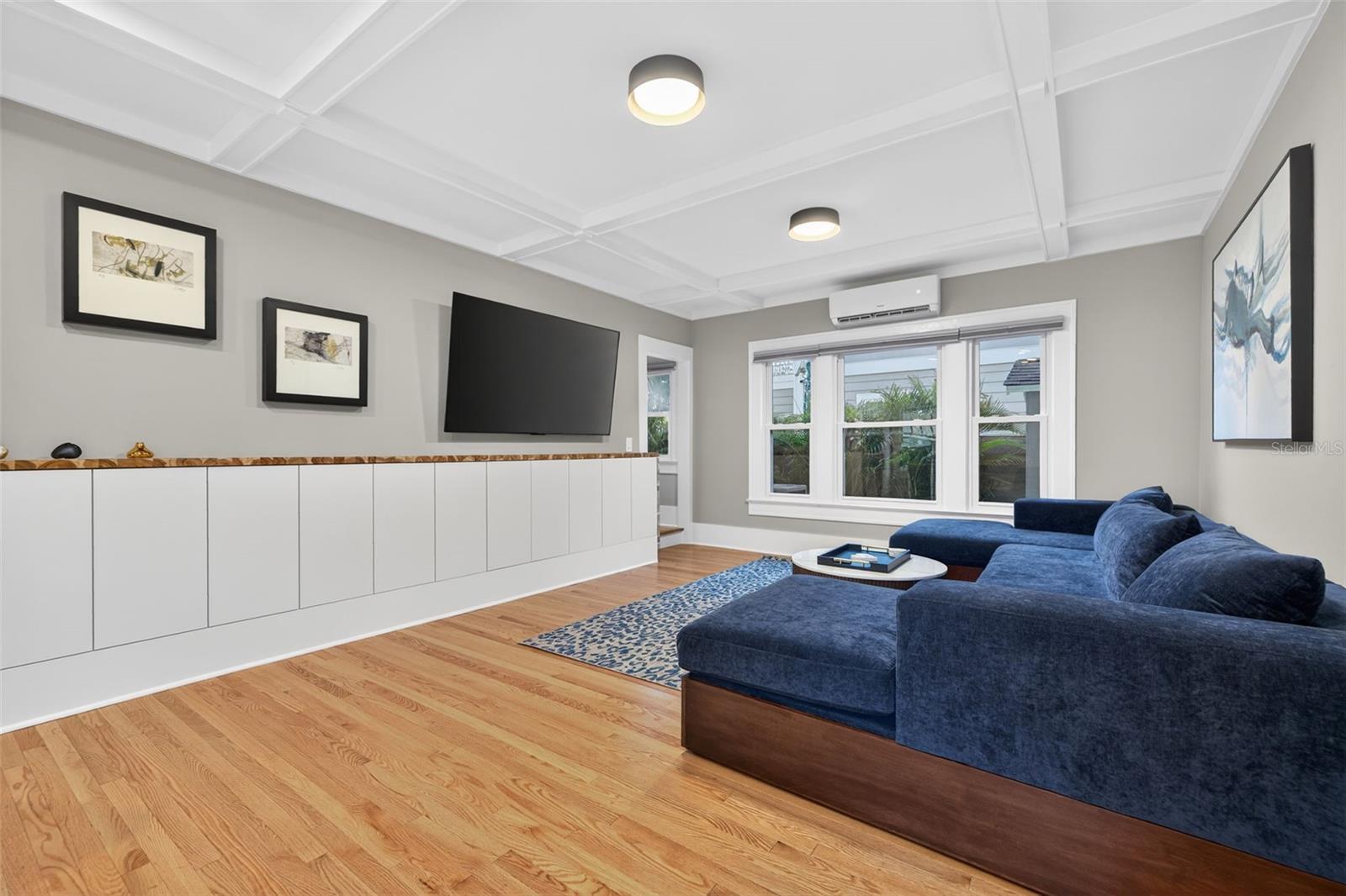 BAY SHORE REV - Residential