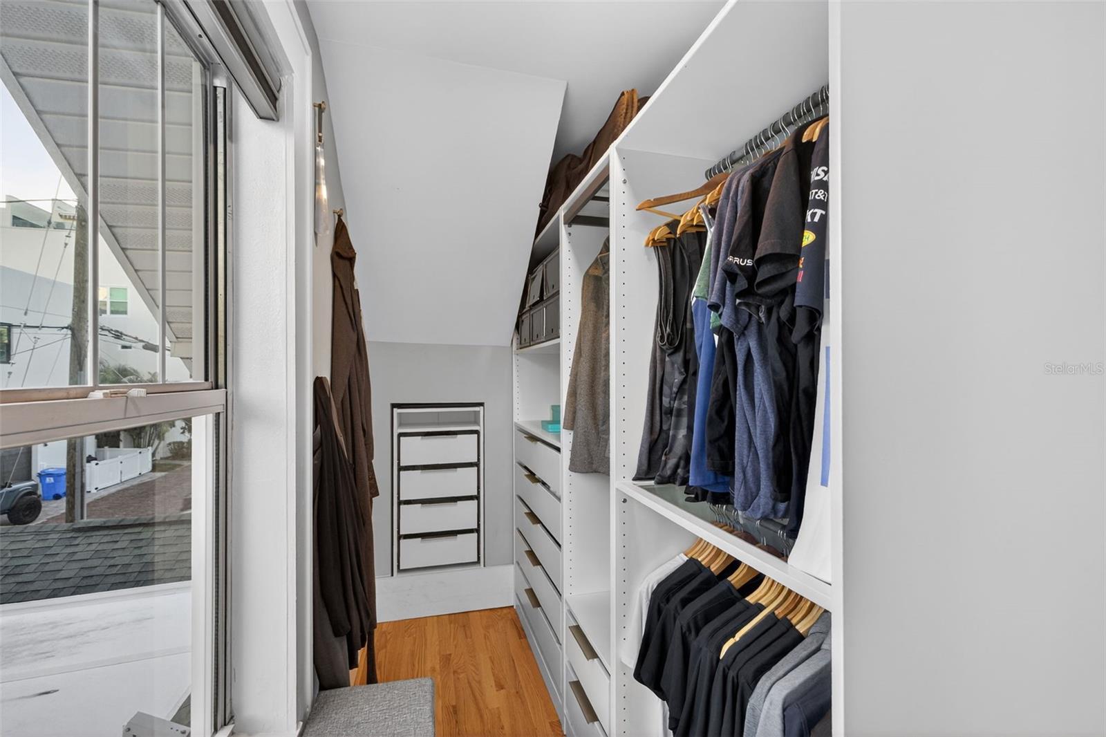 BAY SHORE REV - Residential