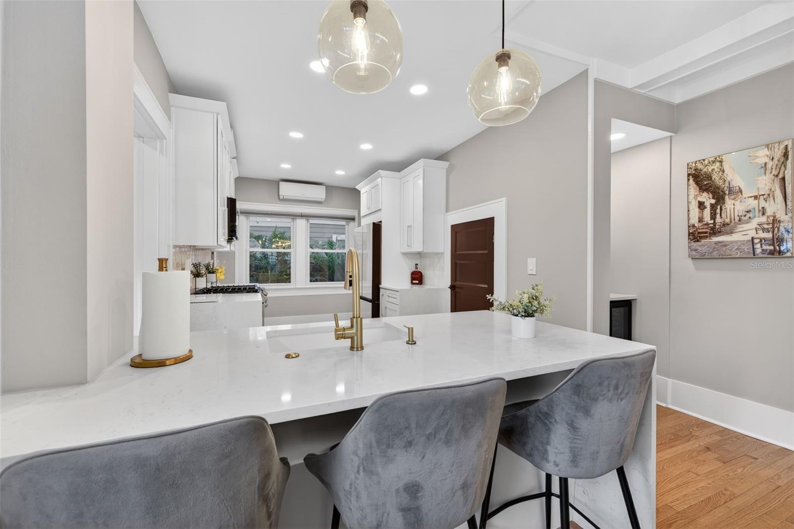 BAY SHORE REV - Residential