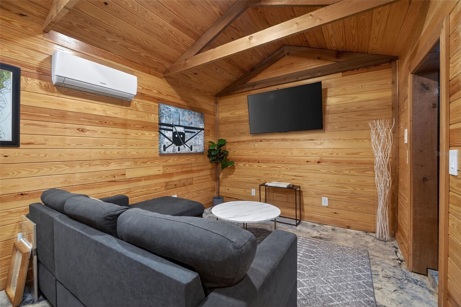 BAY SHORE REV - Residential